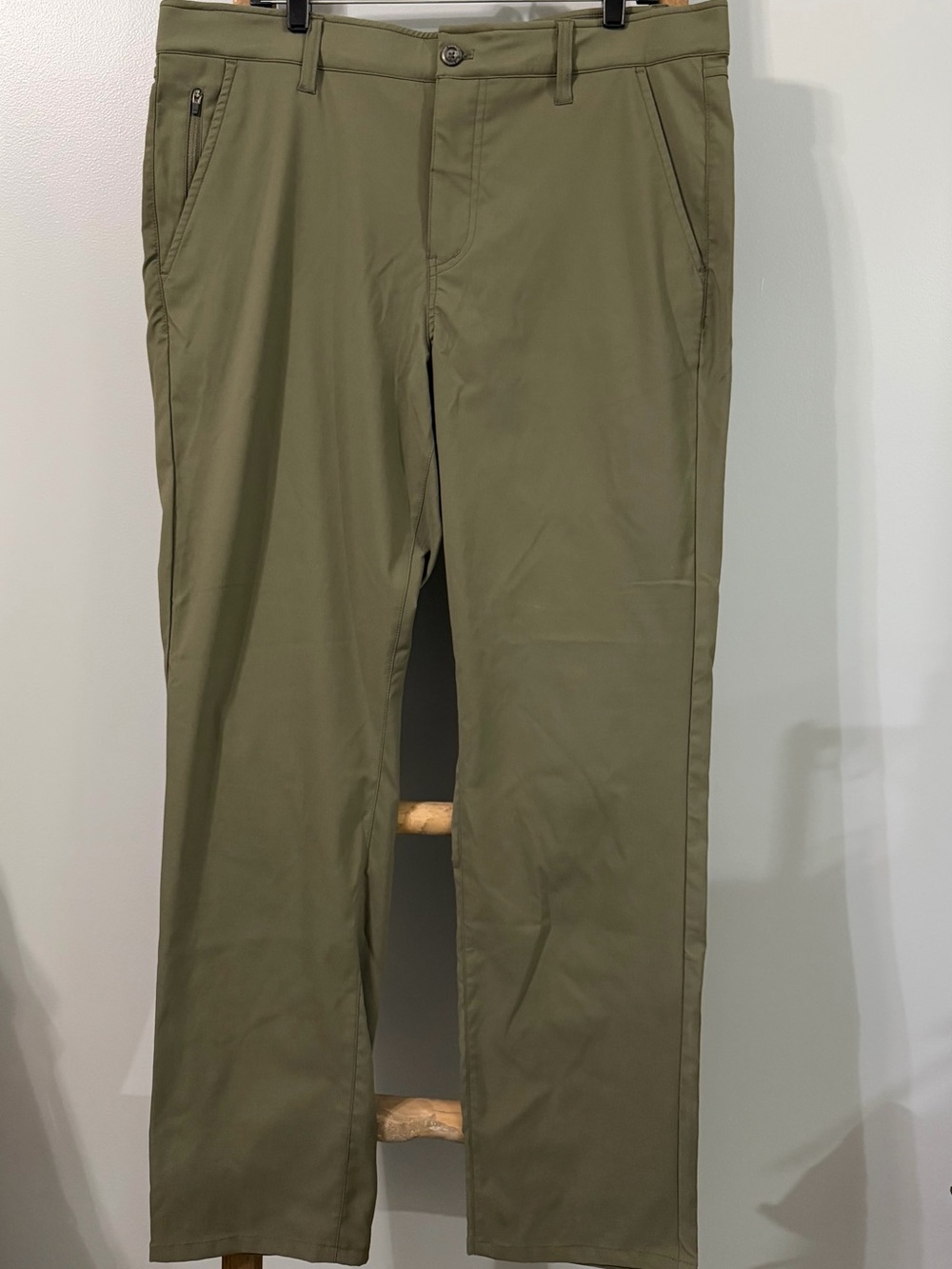 Weatherproof Vintage Men's Nylon Chino Pants Waist 36 x 32 Olive